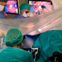 Neurochirurgia pediatrica a paziente sveglio: rimosso tumore al cervello di un ragazzo di 12 anni