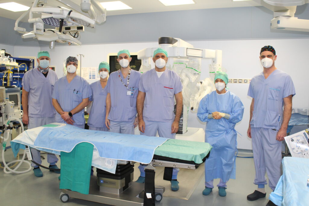 Coro ensalada Oswald San Marino: eseguito con successo un complesso intervento con il robot  chirurgico - Tecnomedicina