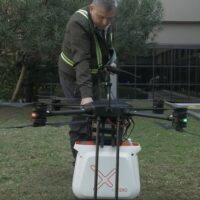 Test di droni per il trasporto aereo di materiale biomedicale: al via il Living Lab presso l’Ospedale San Raffaele di Milano