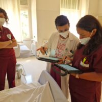 Cartella clinica elettronica: a Bari arrivano i tablet al letto del paziente