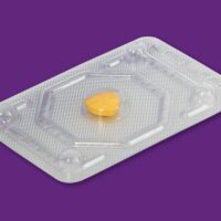 Contraccezione orale: donne e farmacisti favorevoli alla pillola solo progestinica come farmaco senza prescrizione
