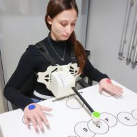 La respirazione può essere utilizzata per controllare un braccio robotico indossabile
